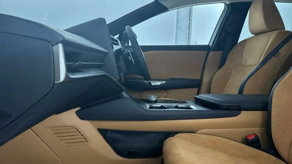 2024-lexus-rz-450e-e-takumi-big-5