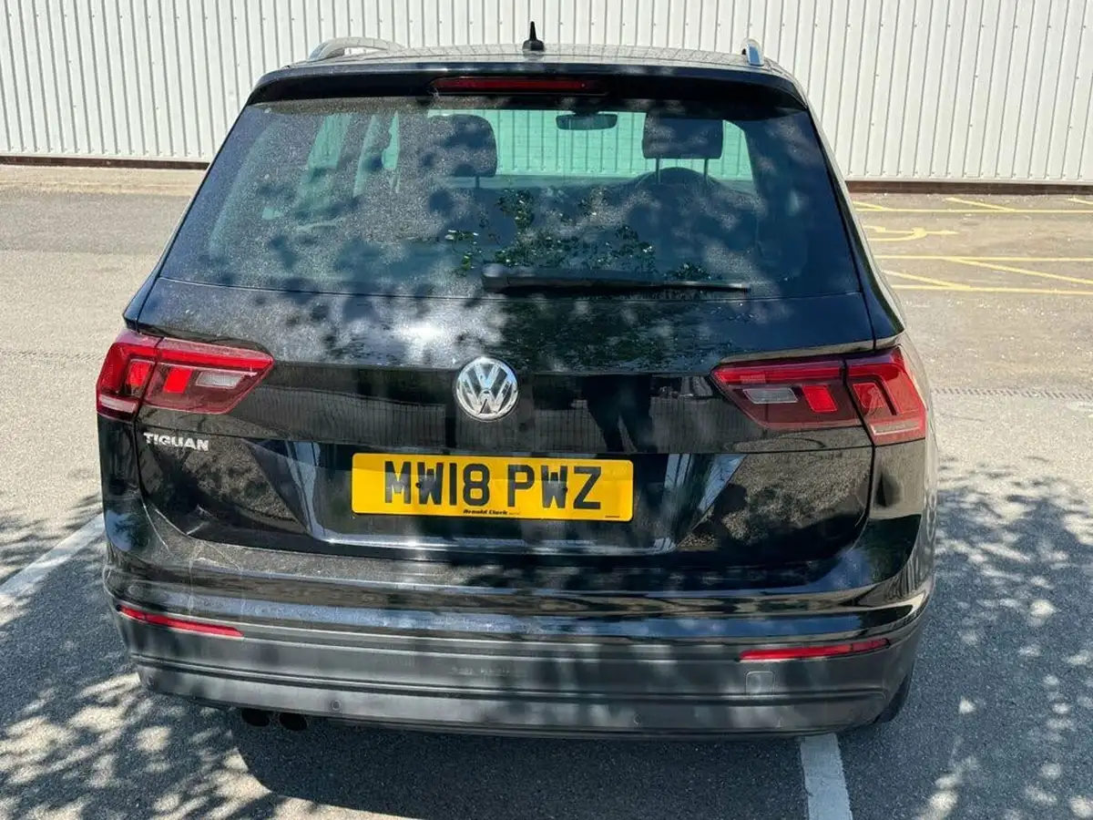 2018-volkswagen-tiguan-14-tsi-se-navigation-125ps-ss-big-4