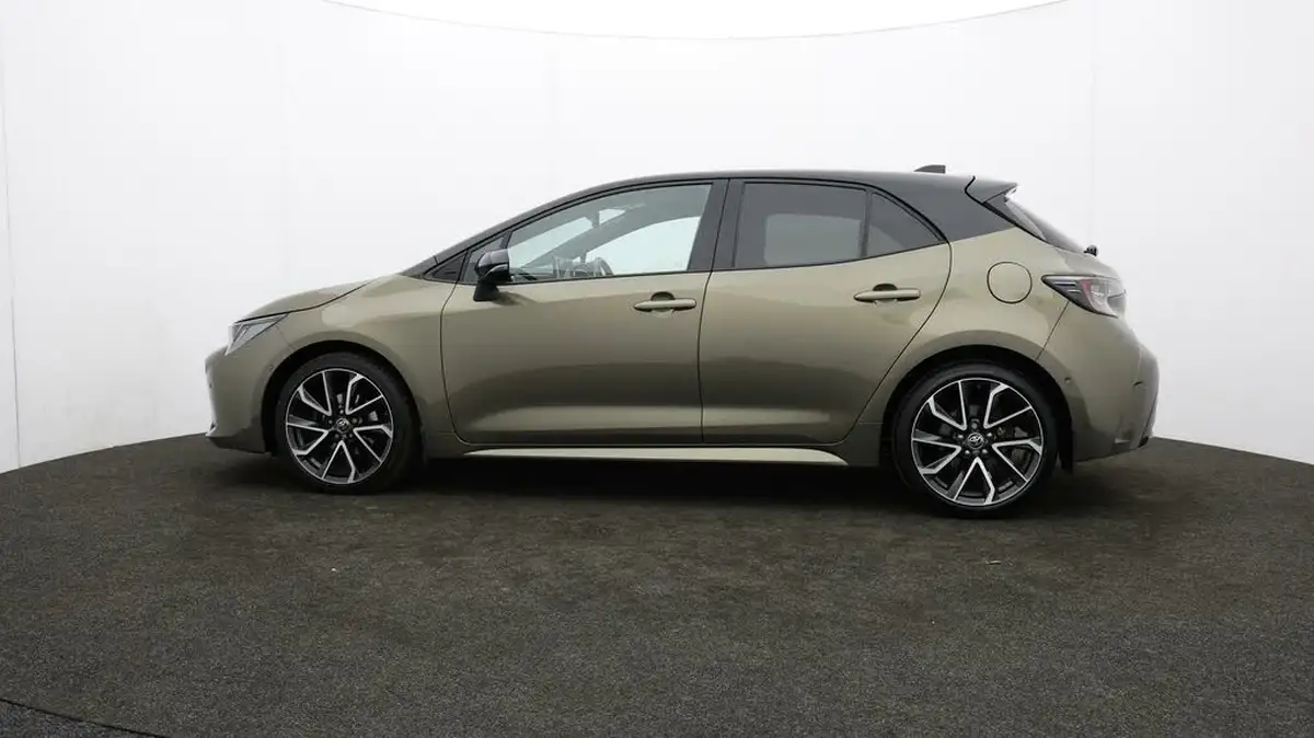 2022-toyota-corolla-18-vvt-i-excel-120bhp-trk-hatchback-big-68