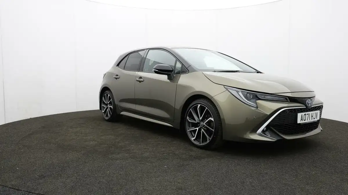 2022-toyota-corolla-18-vvt-i-excel-120bhp-trk-hatchback-big-44