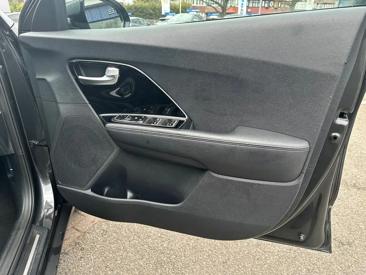 2022-kia-niro-16-gdi-3-156kwh-big-34
