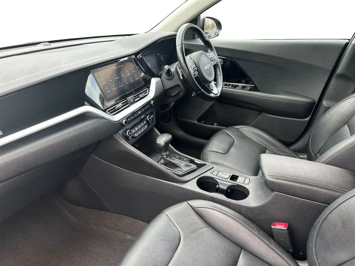 2022-kia-niro-16-gdi-3-156kwh-big-10