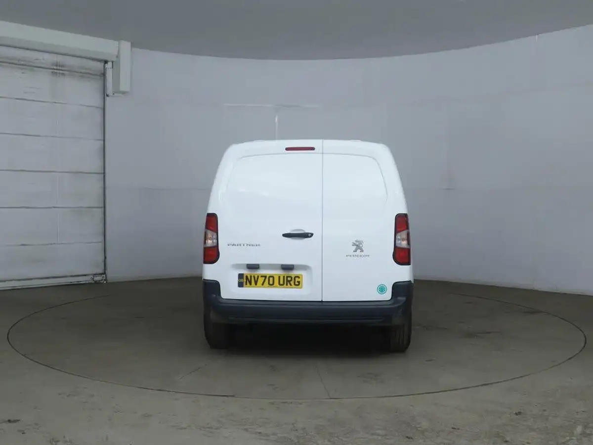 2021-peugeot-partner-15-bluehdi-1000-professional-100ps-eu6dt-panel-big-4