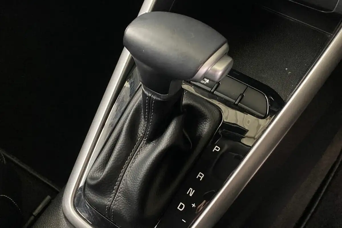 2023-kia-stonic-10-t-gdi-gt-line-118bhp-48v-dct-big-30