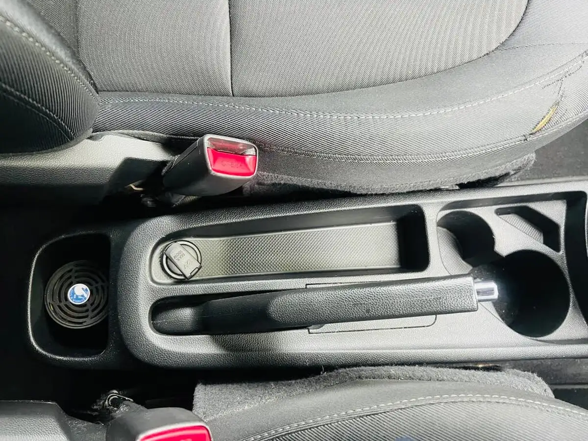 2017-hyundai-i10-10-premium-big-53