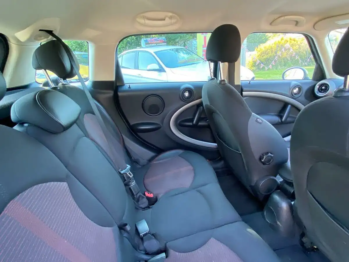 2012-mini-countryman-16td-cooper-big-31