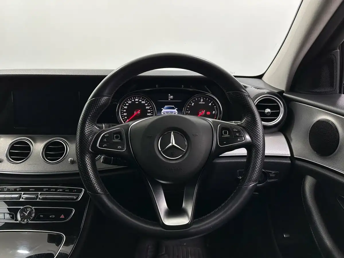 2017-mercedes-benz-e-class-20d-e220d-se-ss-estate-5d-big-11