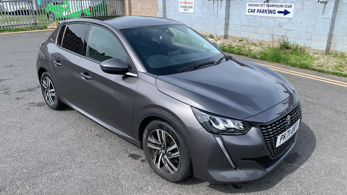 2021-peugeot-208-12-puretech-allure-100bhp-big-49
