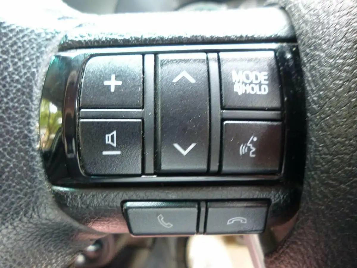 2021-toyota-hi-lux-24d-4d-icon-150hpeu6dt-e-auto-big-59