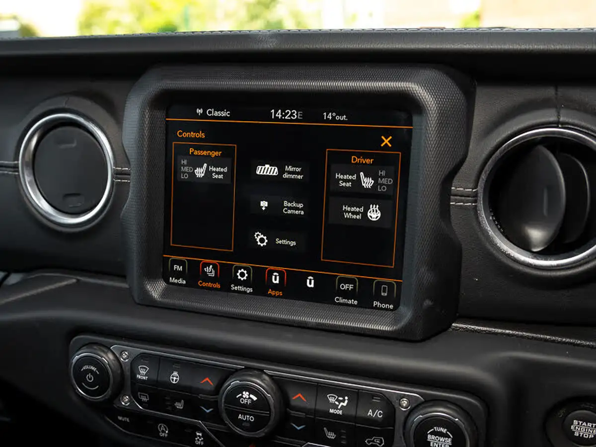 2021-jeep-wrangler-20-gme-overland-5d-big-10