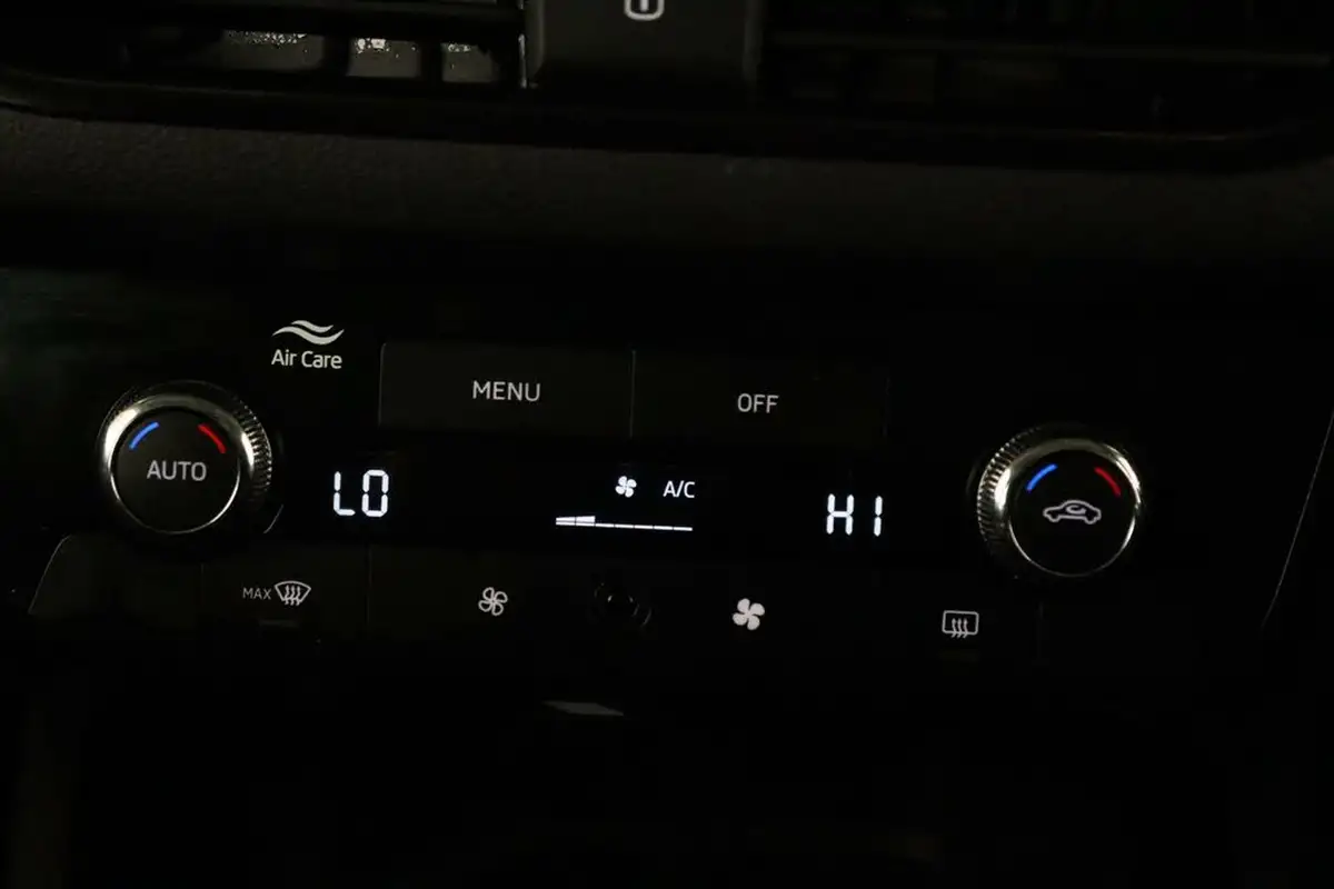 2024-skoda-kamiq-10-tsi-se-95ps-big-20
