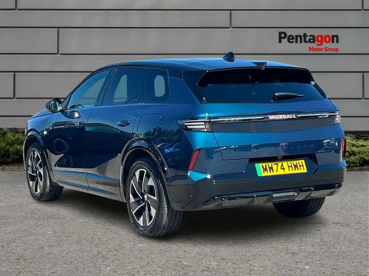 2024-vauxhall-grandland-e-gs-big-1