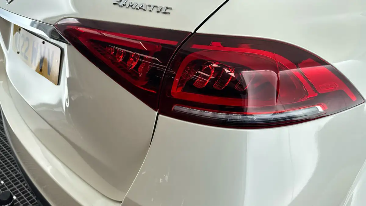 2022-mercedes-benz-gle-class-29d-gle400d-amg-line-premium-big-24