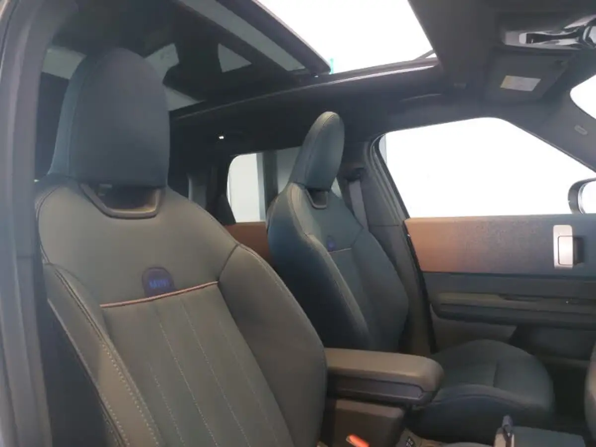 2024-mini-countryman-15-cooper-c-exclusive-big-10