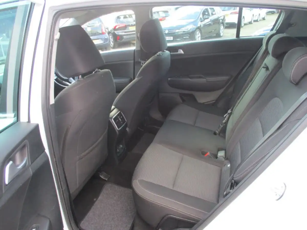 2021-kia-sportage-16-gdi-2-big-5
