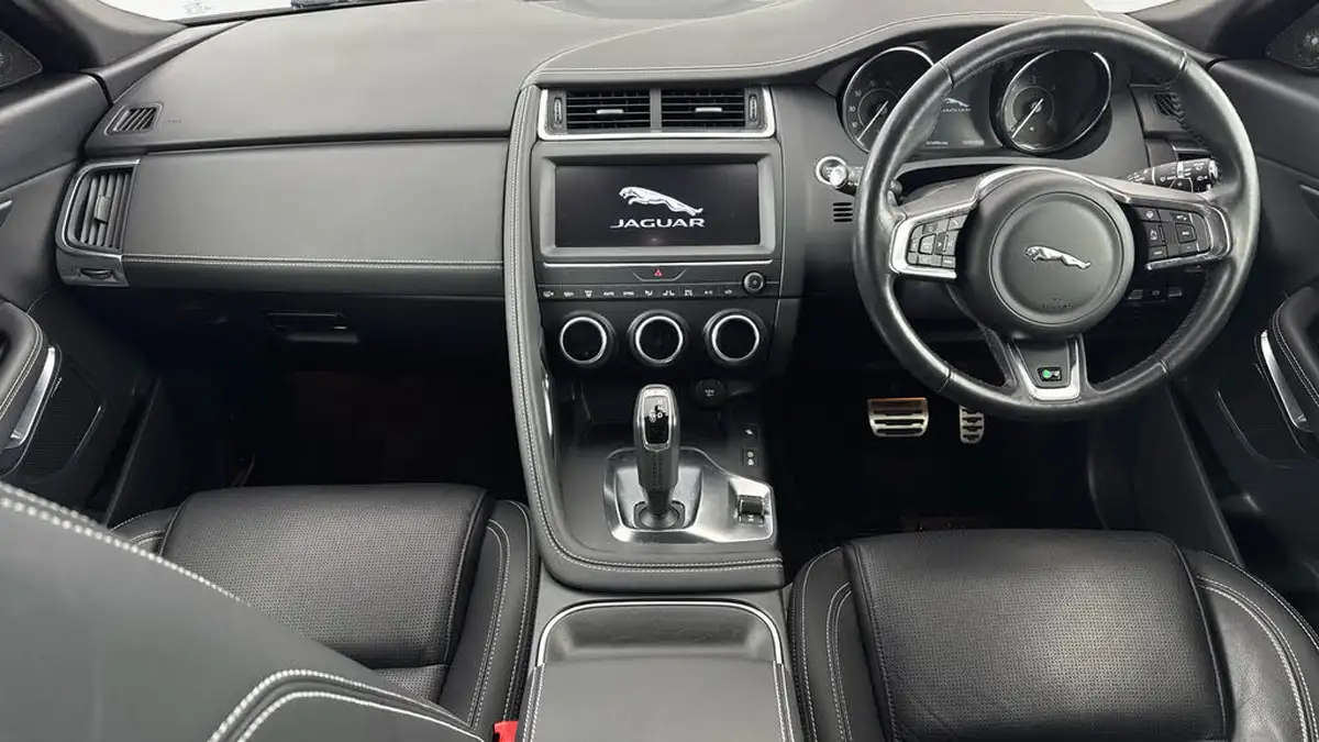 2018-jaguar-e-pace-20-i4d-r-dynamic-se-180ps-big-10
