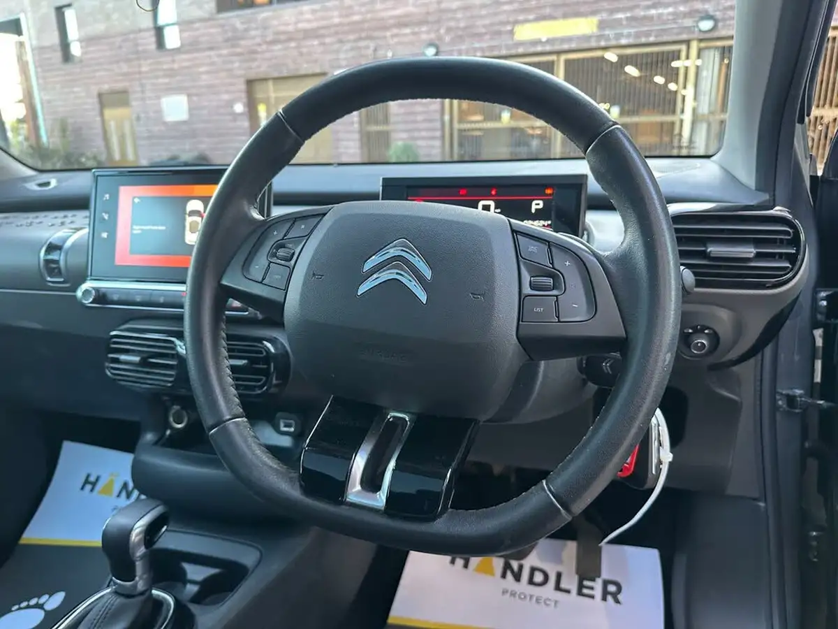2019-citroen-c4-cactus-12-puretech-flair-130ps-eat6-big-33