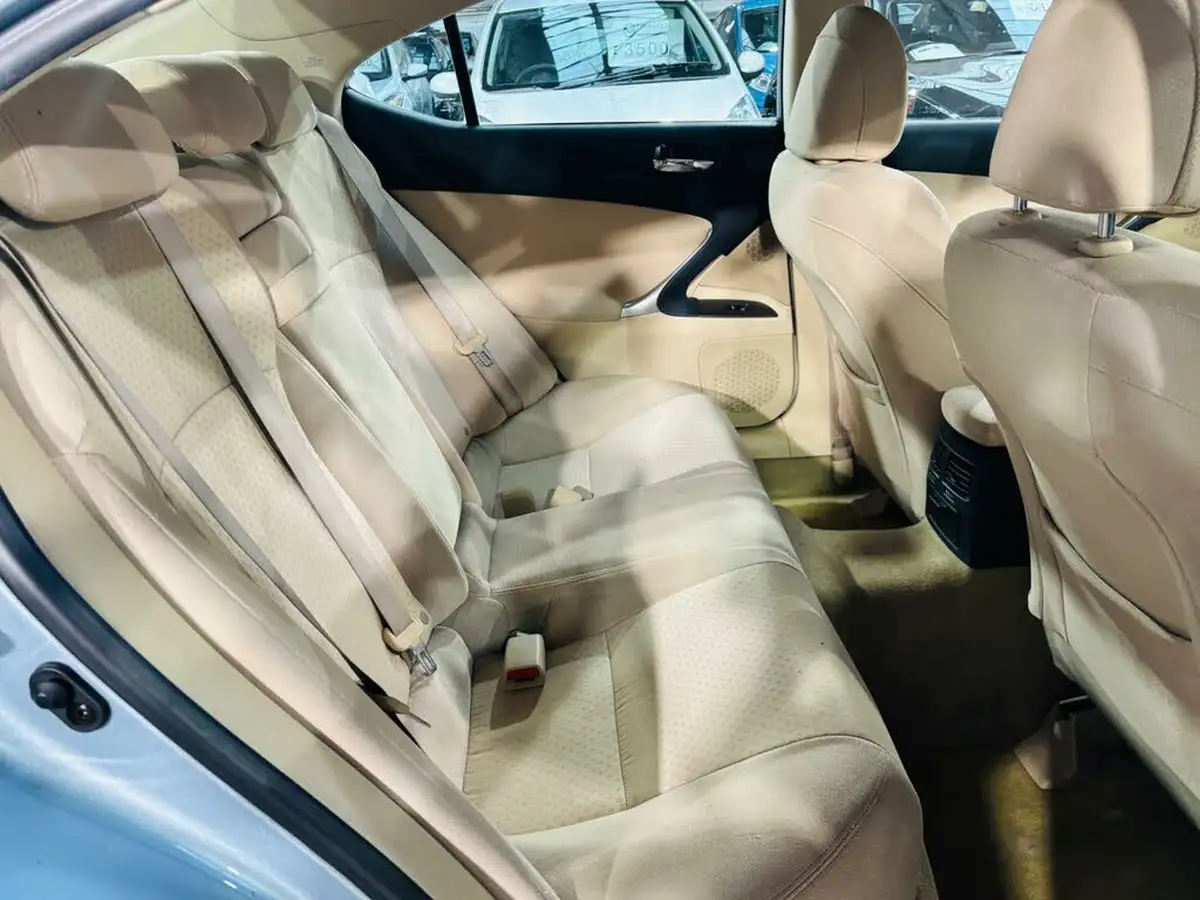2006-lexus-is-250-25-auto-big-23