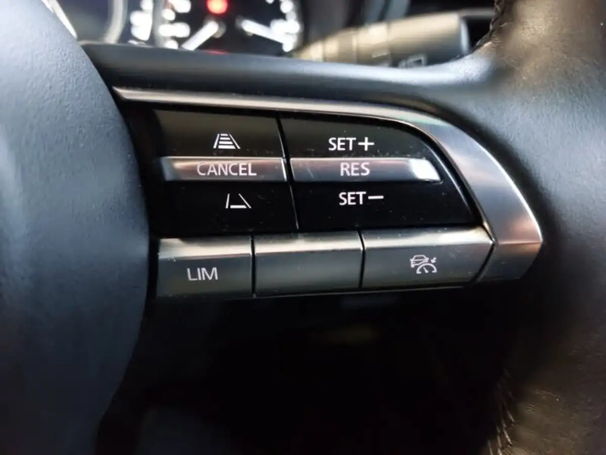 2020-mazda-mazda3-20-gt-sport-180ps-hatchback-5d-big-18