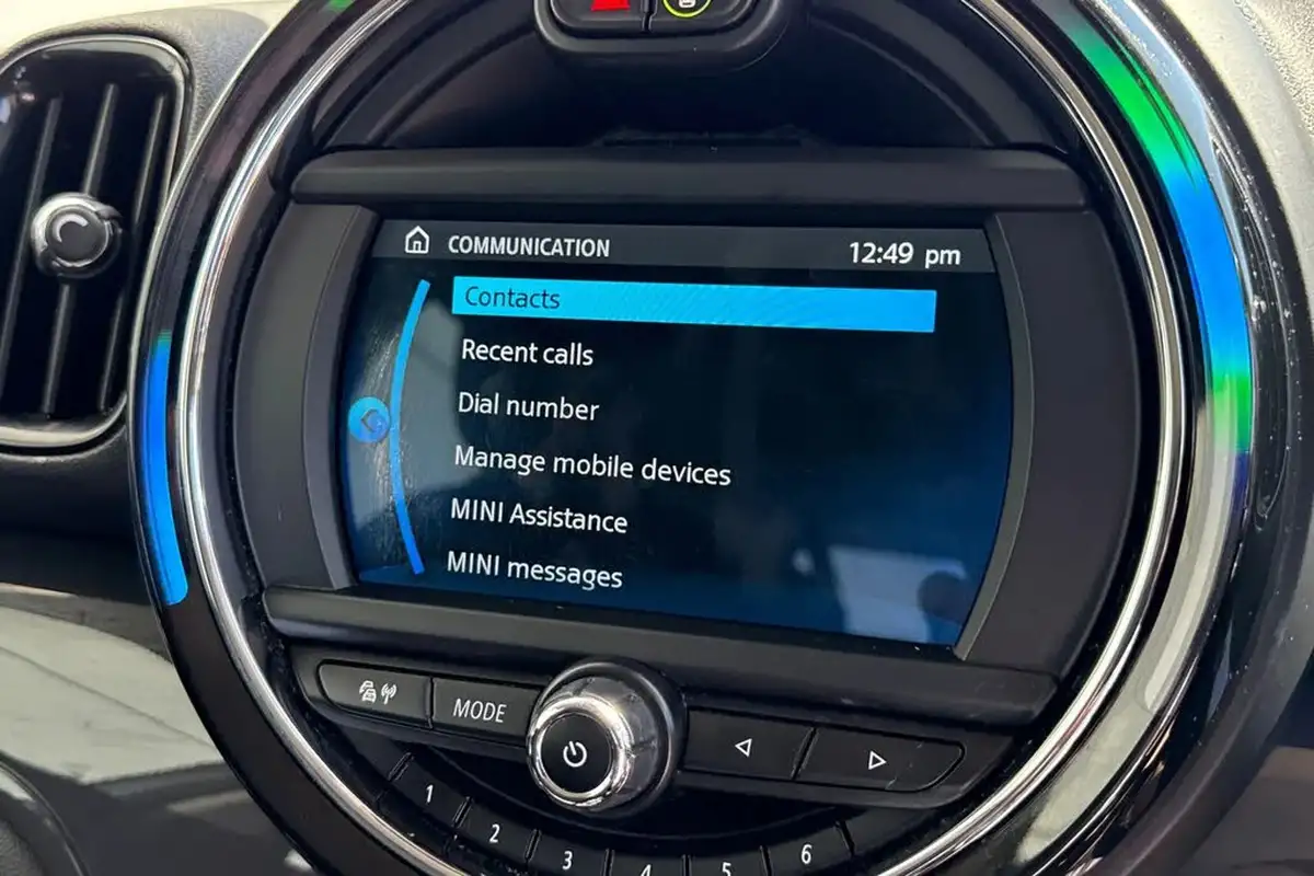 2019-mini-countryman-15-cooper-classic-big-38