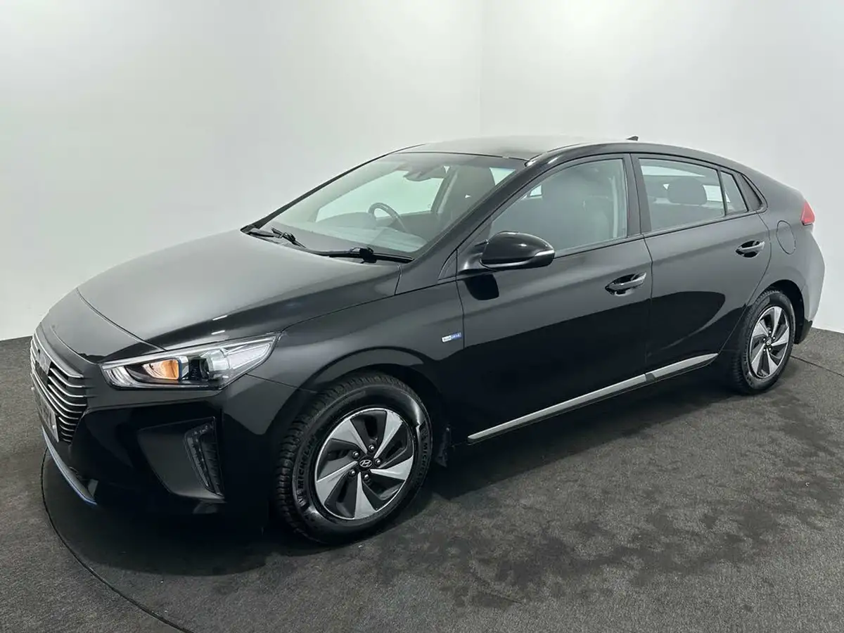 2018-hyundai-ioniq-16-gdi-se-hybrid-big-49