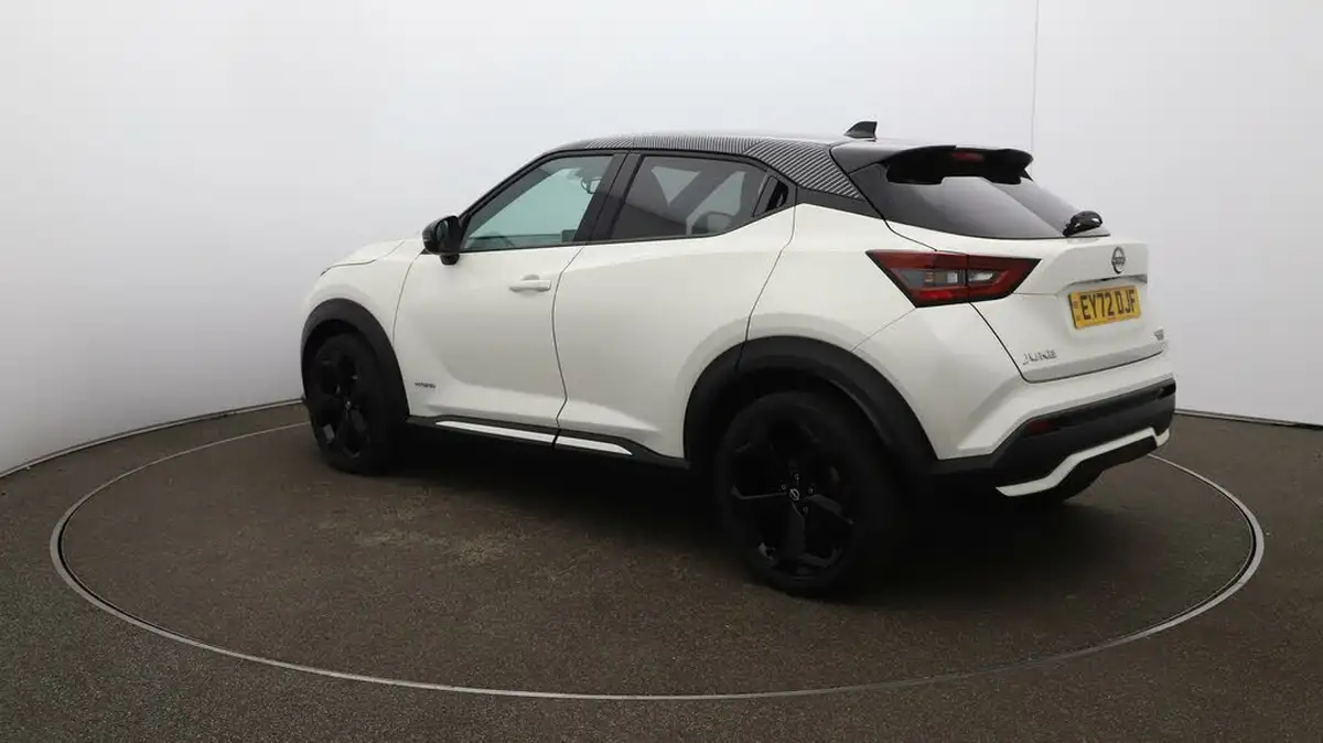 2022-nissan-juke-16-hybrid-premiere-edition-big-61