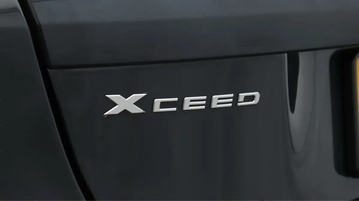 2022-kia-xceed-10-t-gdi-2-big-20