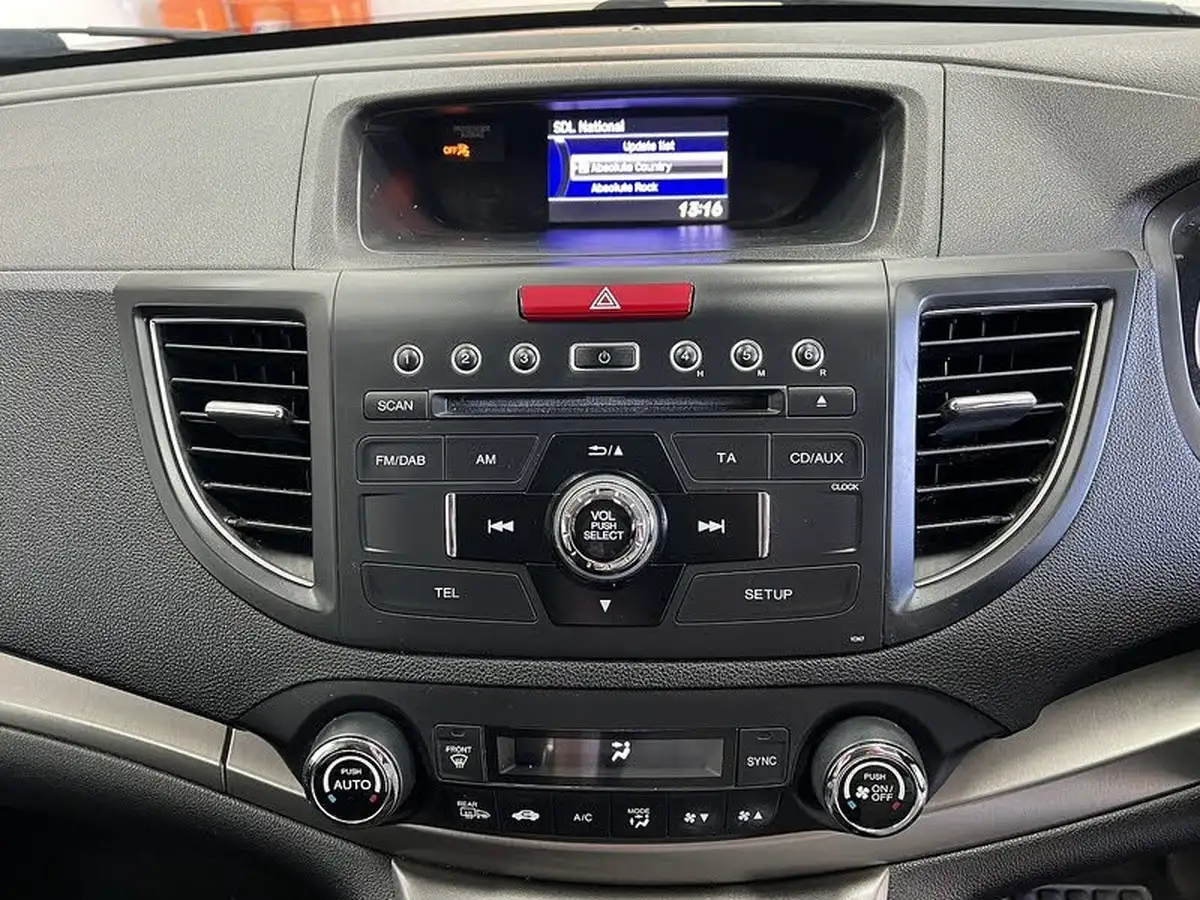 2013-honda-cr-v-16td-sr-dab-audio-big-11