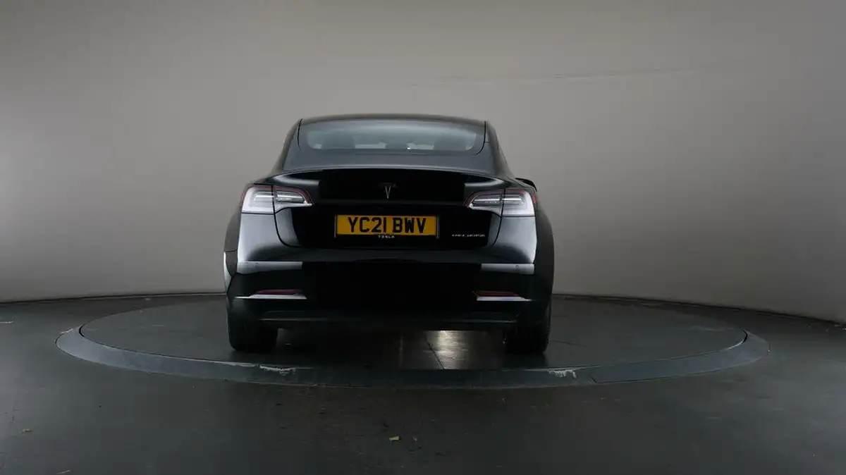 2021-tesla-model-3-e-long-range-4x4-big-33