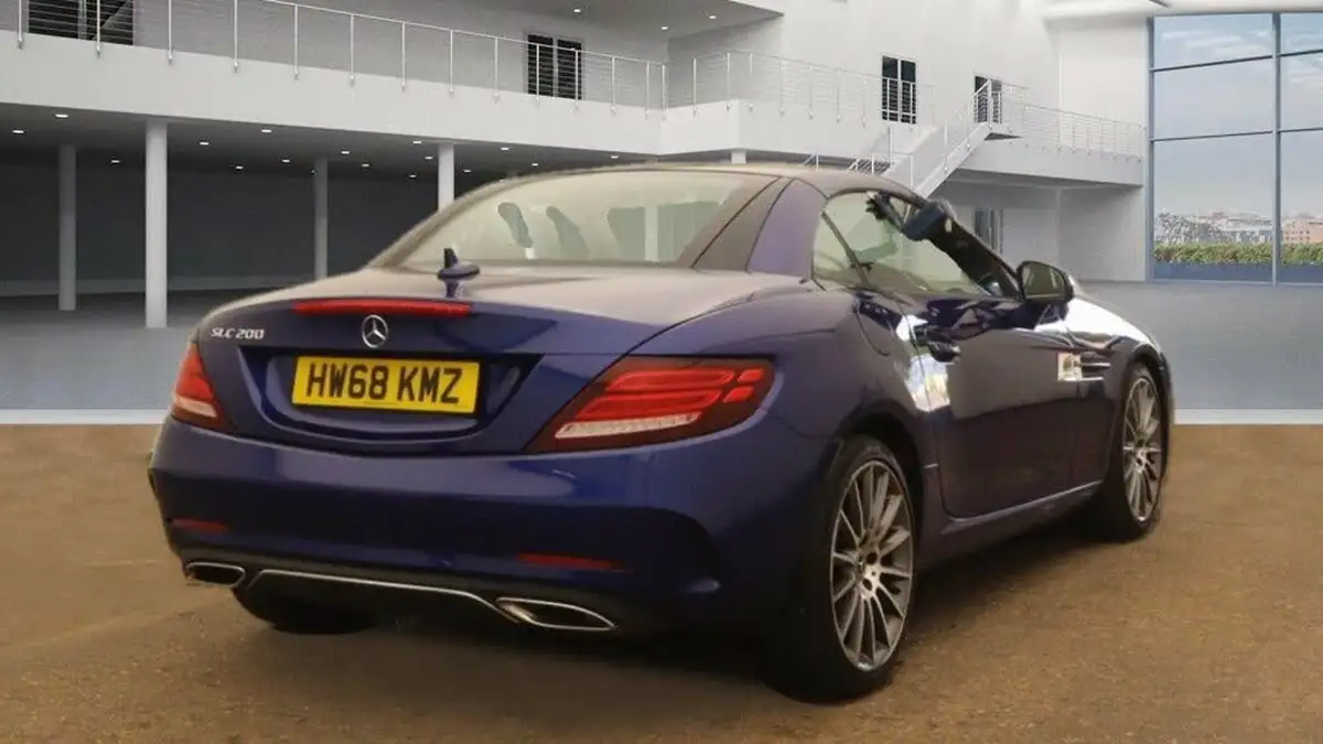 2018-mercedes-benz-slc-20-slc200-amg-line-big-4