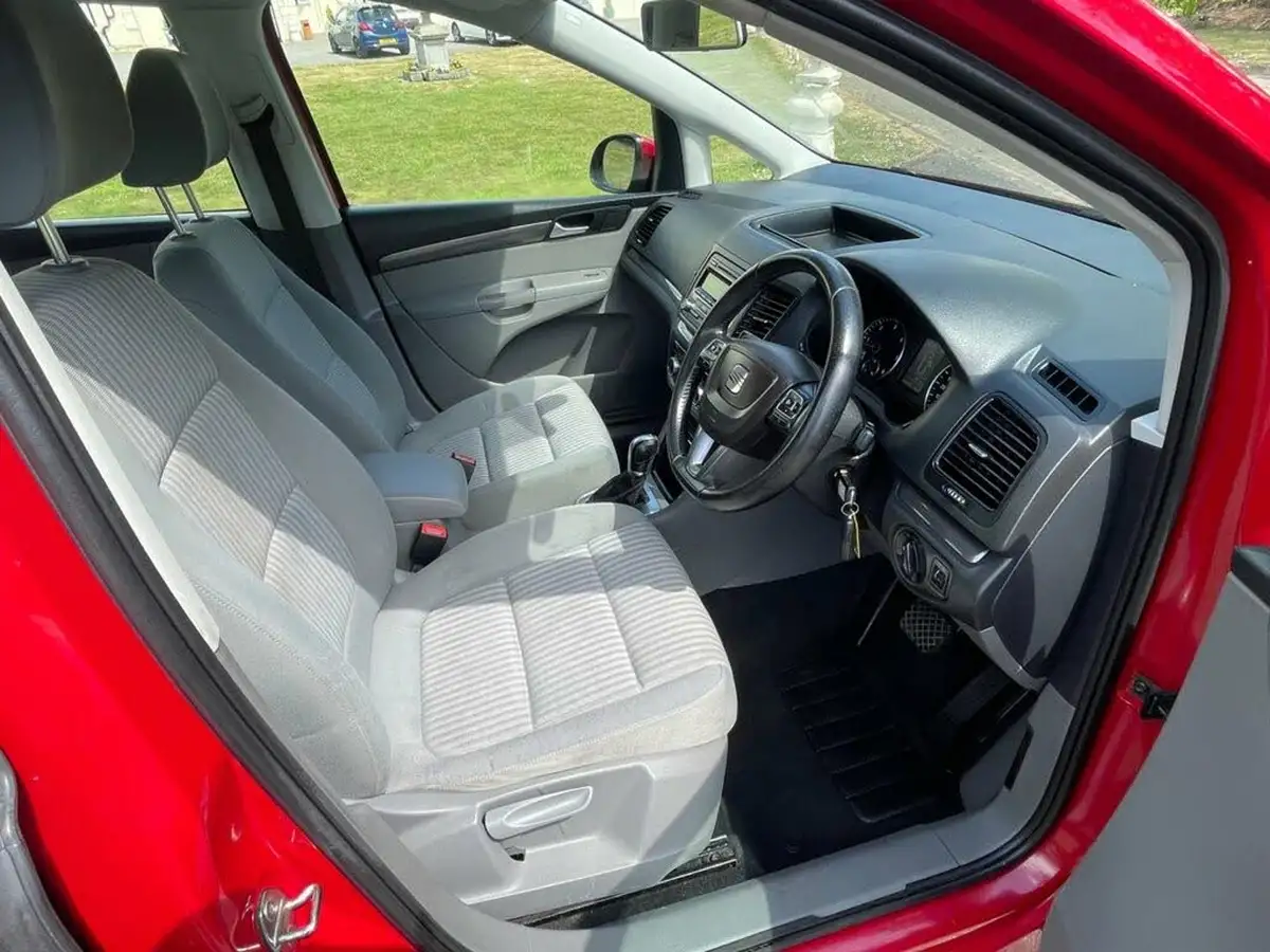 2014-seat-alhambra-20td-ss-dsg-big-27