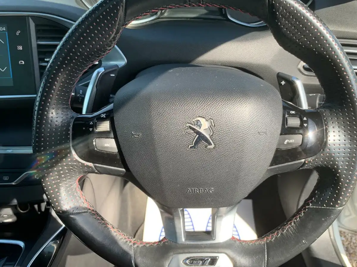 2018-peugeot-308-sw-20-bluehdi-gt-big-10