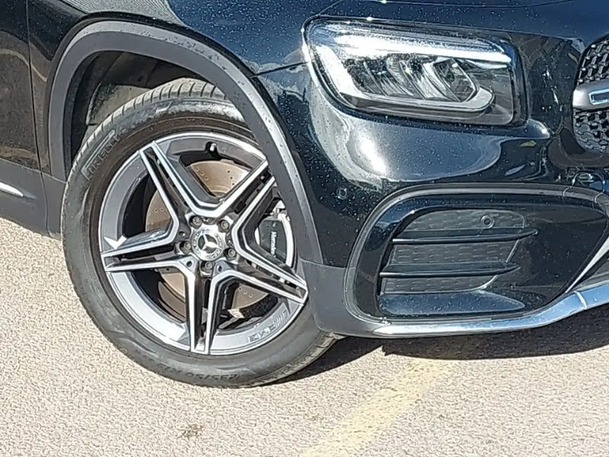 2024-mercedes-benz-glb-class-20d-glb220d-amg-line-premium-big-8
