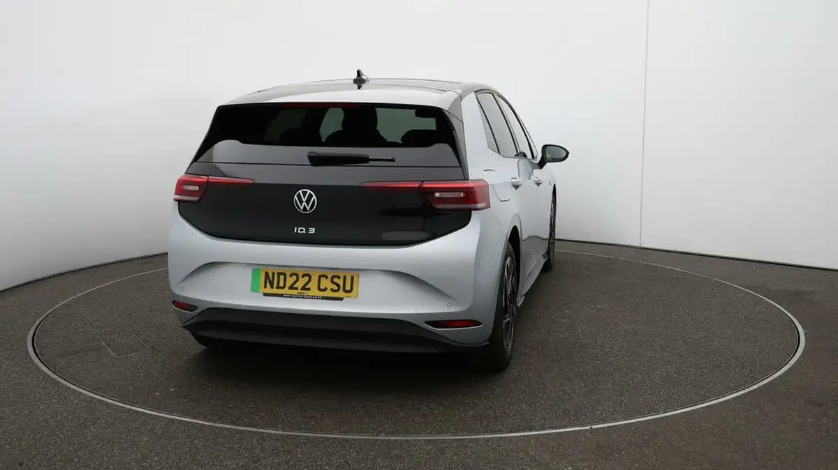 2022-volkswagen-id3-e-max-big-57