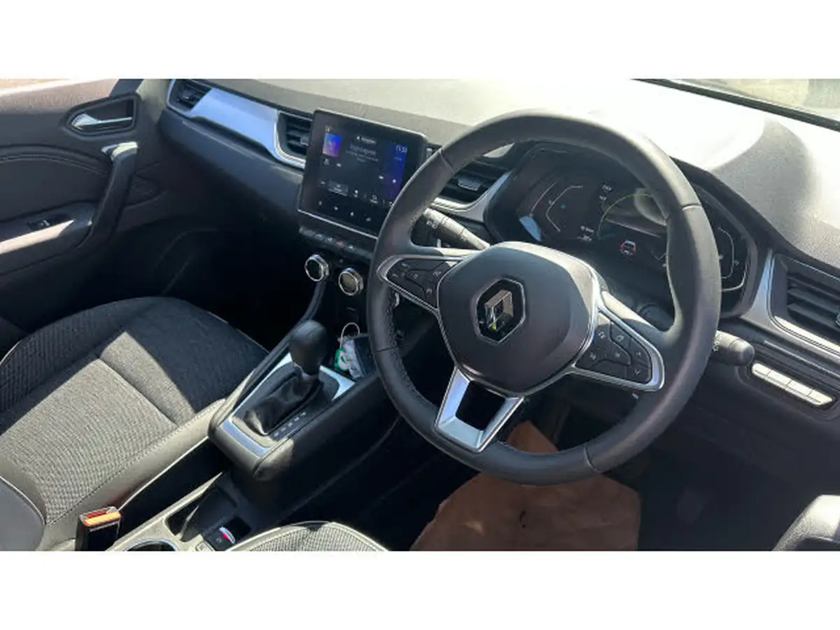 2024-renault-captur-16-techno-145ps-full-big-10