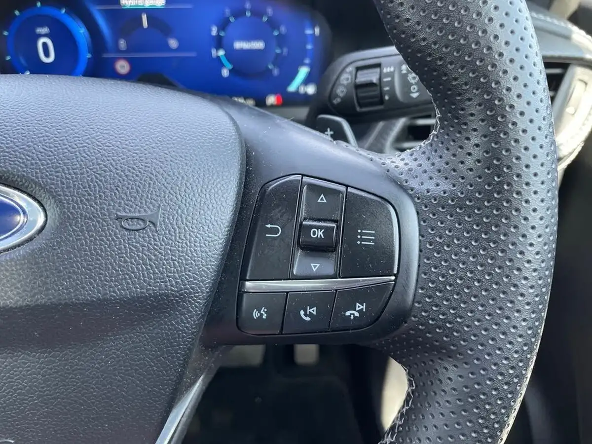 2023-ford-puma-suv-10-st-line-vignale-155ps-big-33