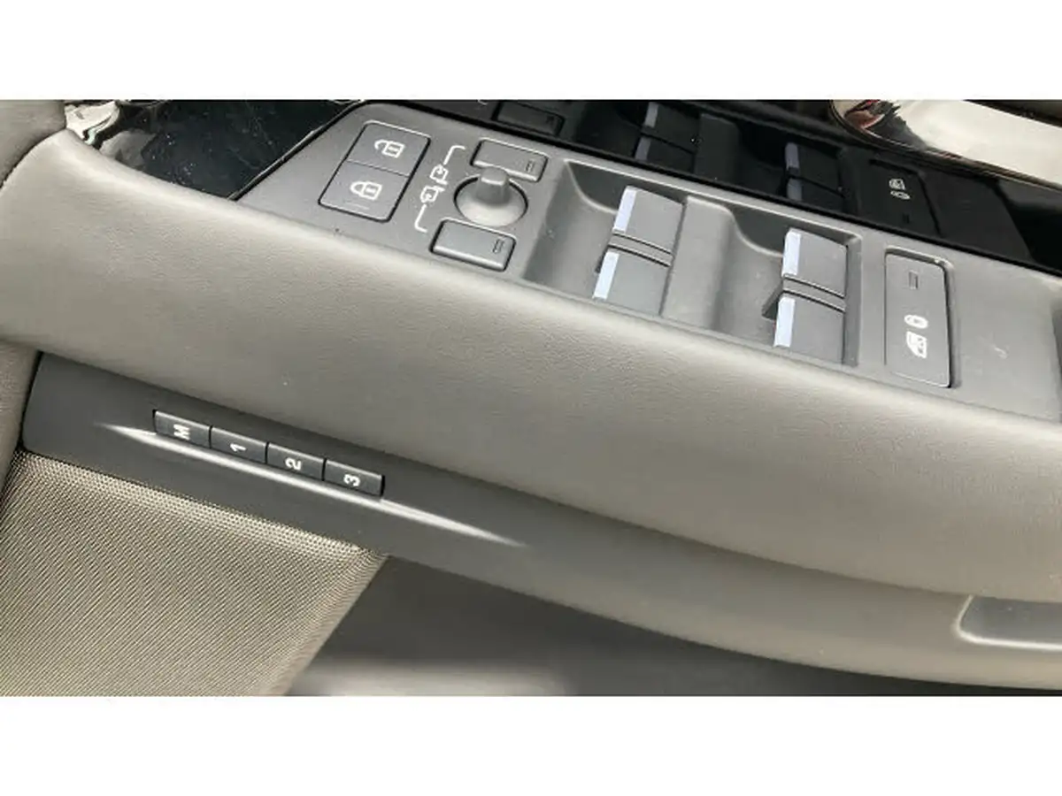 2024-land-rover-range-rover-evoque-20-d200-dynamic-hse-big-27