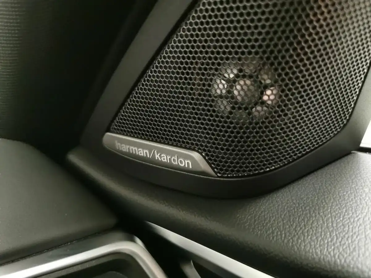 2023-bmw-i4-e-m50-big-6
