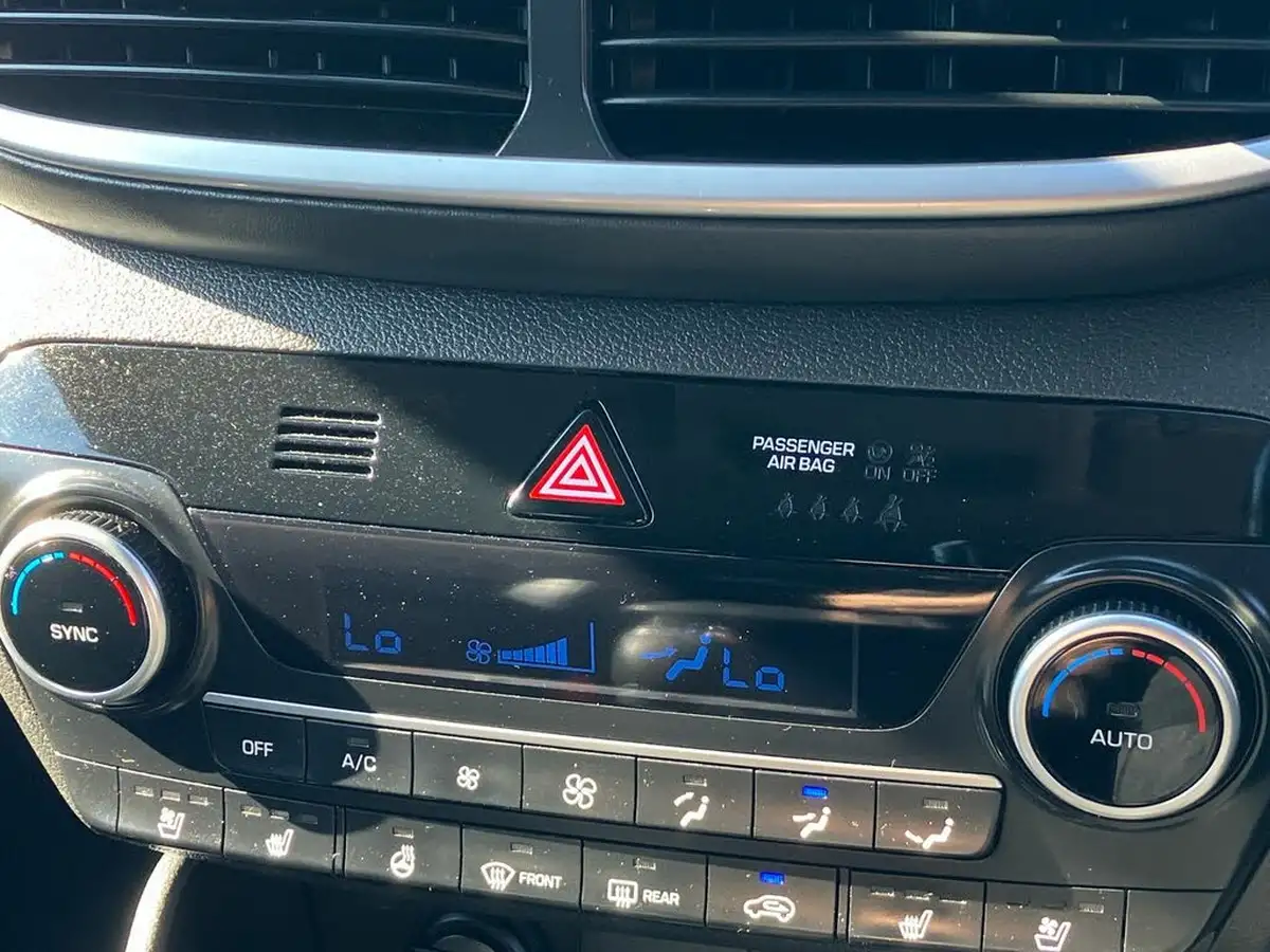 2019-hyundai-tucson-16-t-gdi-premium-se-big-13