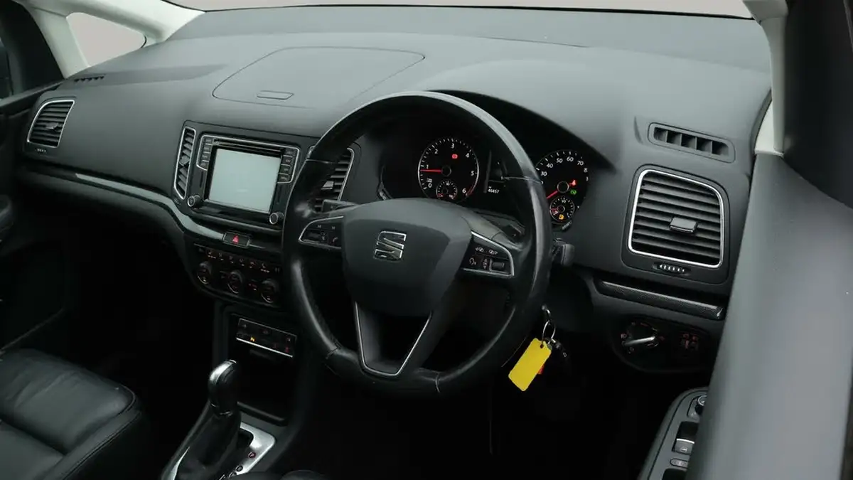 2017-seat-alhambra-20tdi-xcellence-150ps-dsg-big-9