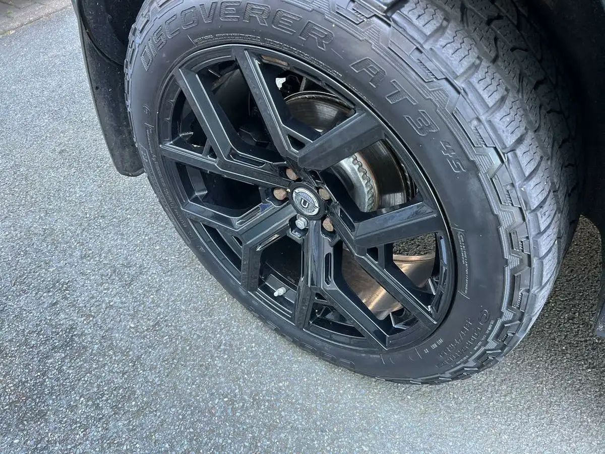 2021-land-rover-90-defender-30-d250-se-big-61