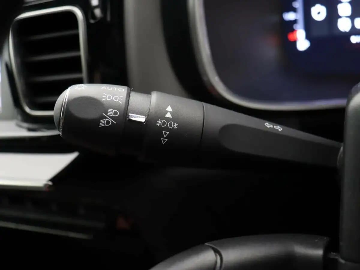2022-citroen-c5-aircross-15bluehdi-shine-ss-big-41