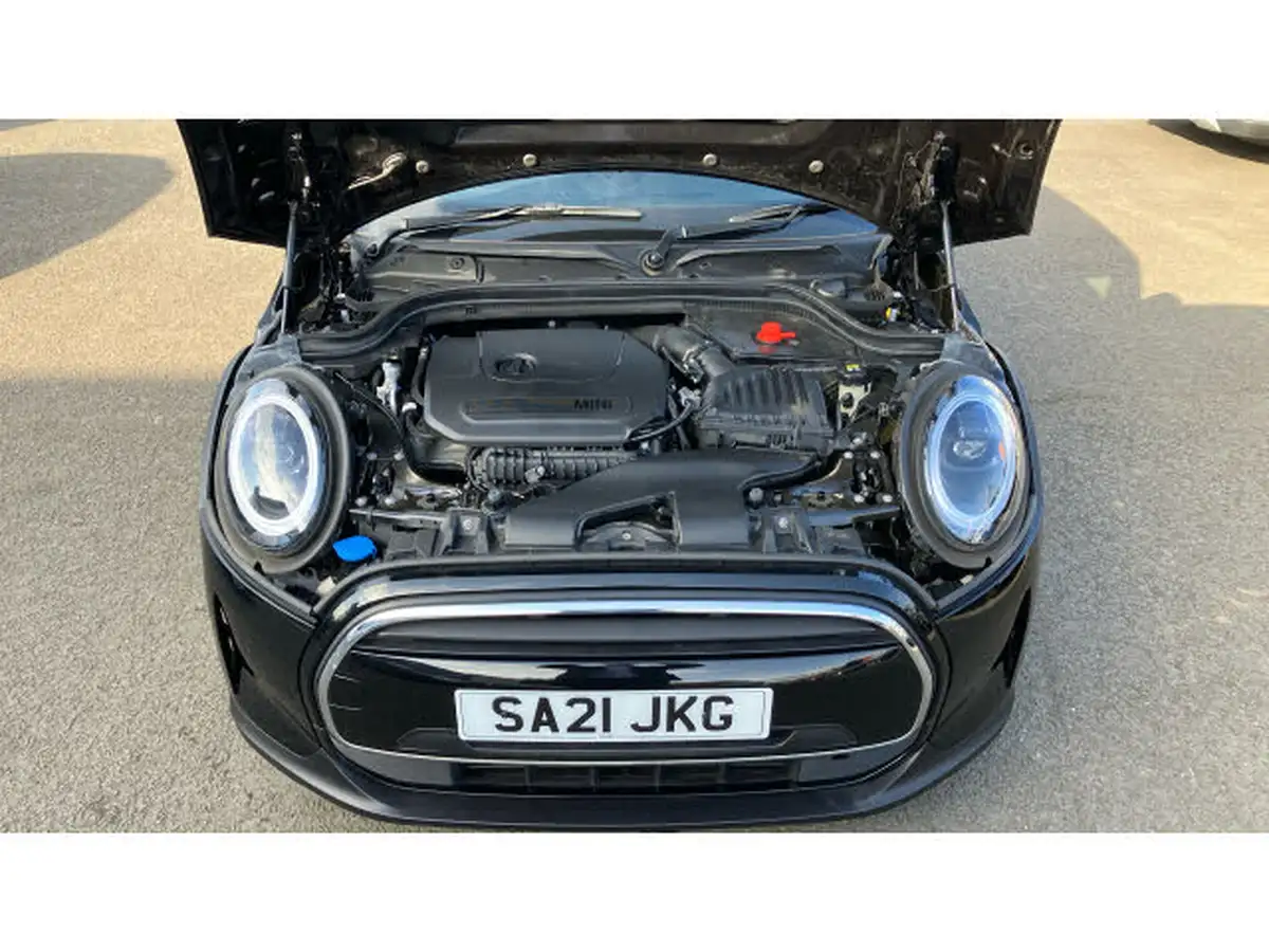 2021-mini-cooper-15-cooper-classic-hatchback-5d-big-7