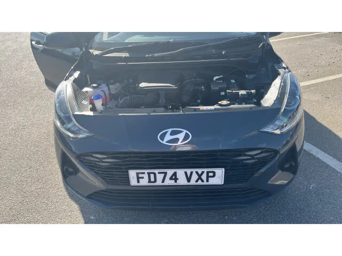 2025-hyundai-i10-12-premium-79ps-auto-big-7