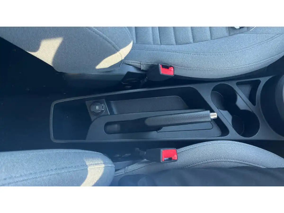 2025-hyundai-i10-12-premium-79ps-auto-big-31