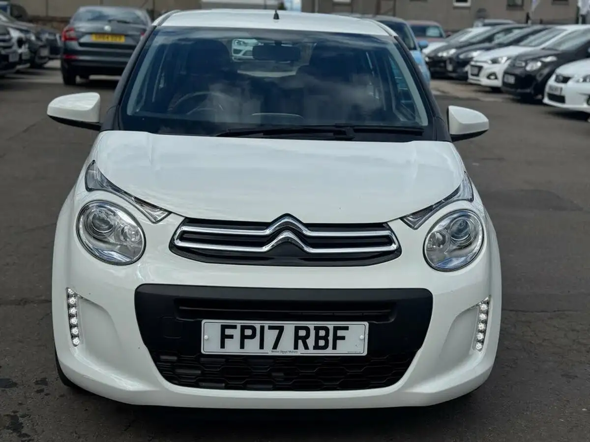 2017-citroen-c1-12-puretech-feel-5d-big-1