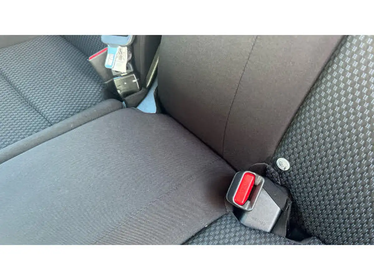 2018-honda-jazz-13-i-vtec-se-cvt-big-16