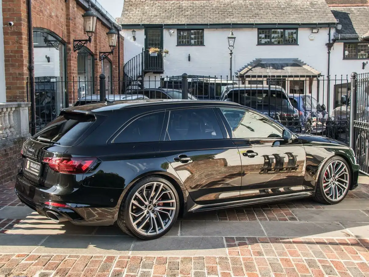 2024-audi-rs4-avant-29-tfsi-vorsprung-big-7