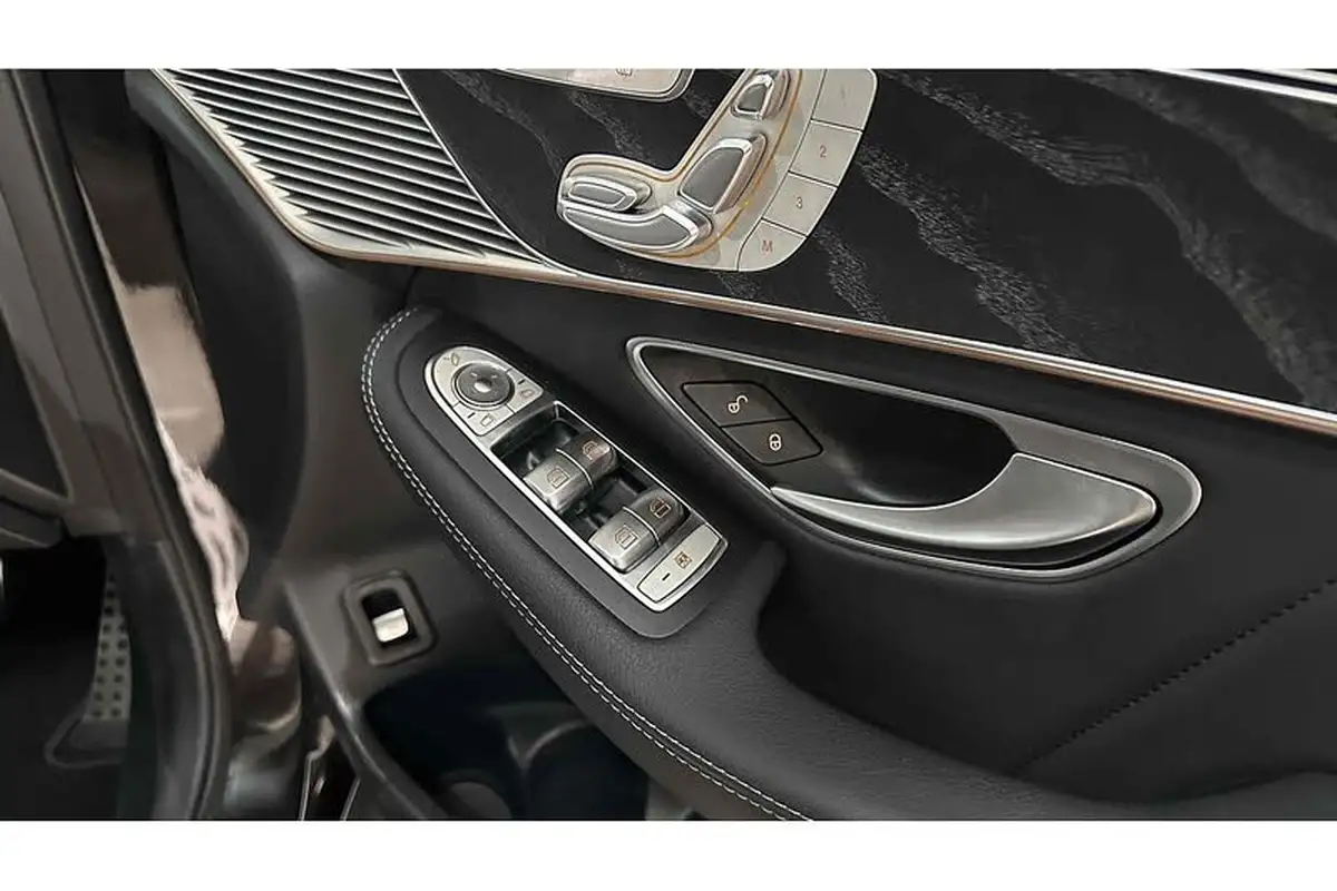2022-mercedes-benz-eqc-e-eqc-400-amg-line-premium-plus-big-33