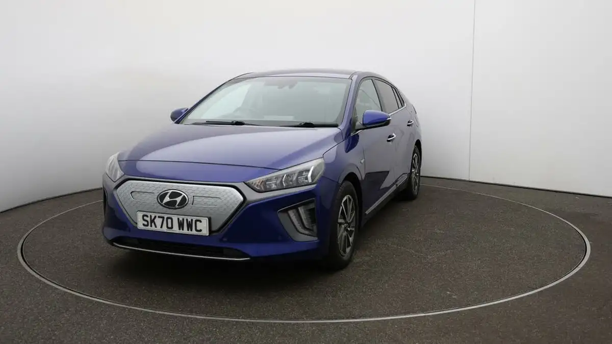 2020-hyundai-ioniq-e-premium-se-electric-100kw-big-36